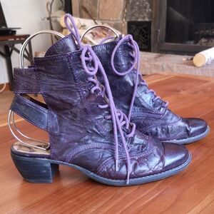 Dkode funky purple leather open-back shoes/boots